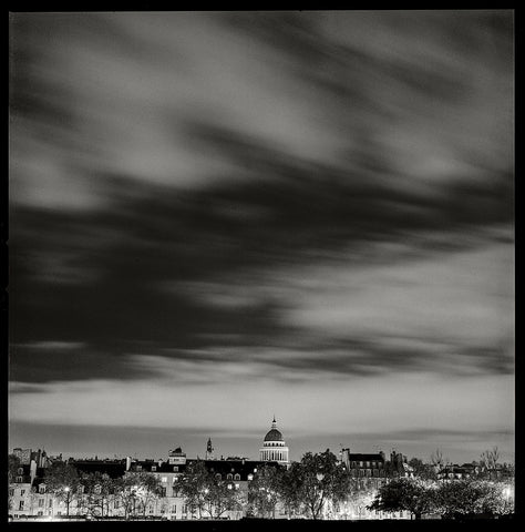 Série Attractions Nocturnes "Divergence, le ciel à Paris" photographie de Nicolas Auvray