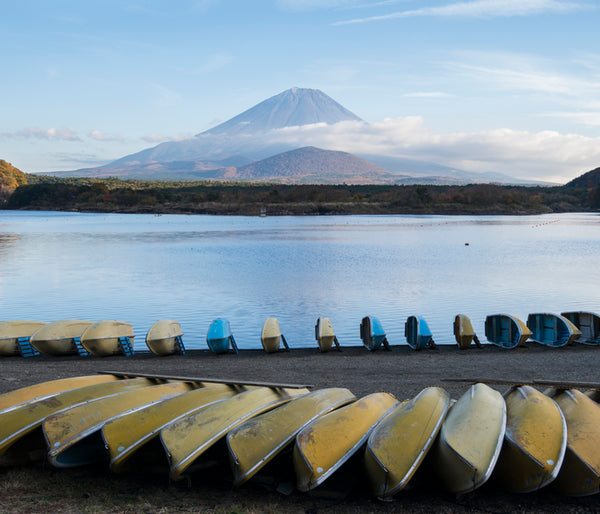 "Japon, Lac Shoji, les barques" Photographie d'Éric Bénard