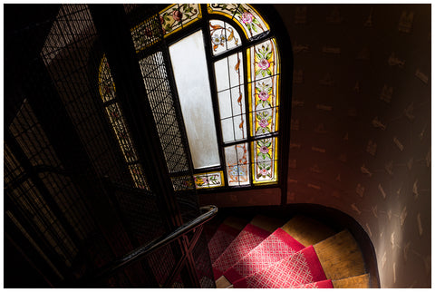 La descente d'escalier - Photographie d'Ana Casal
