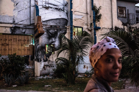 Photographie de Sarah Caron - Série En la Calle - "La Mulata" - La Havane