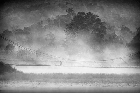 "Pont suspendu" Photographie de Yvan Travert - Série Marche Doucement sur la Terre