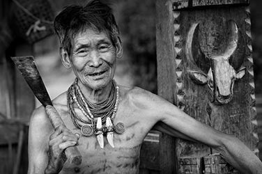 Yvan Travert photographie du "Chef de Village (M.Temung)"
