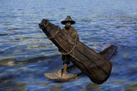 "Pêcheur Birman III" Marine de Soos - Sculpture en bronze