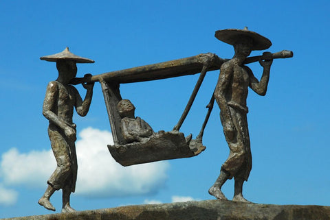 "Le Palanquin" Marine de Soos - Sculpture en Bronze