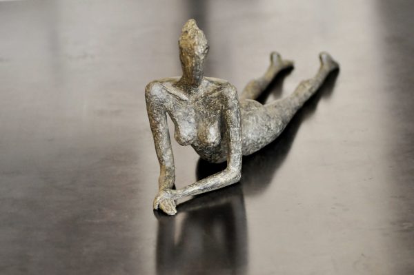 Pensive - Sculpture de Sylvie Mangaud